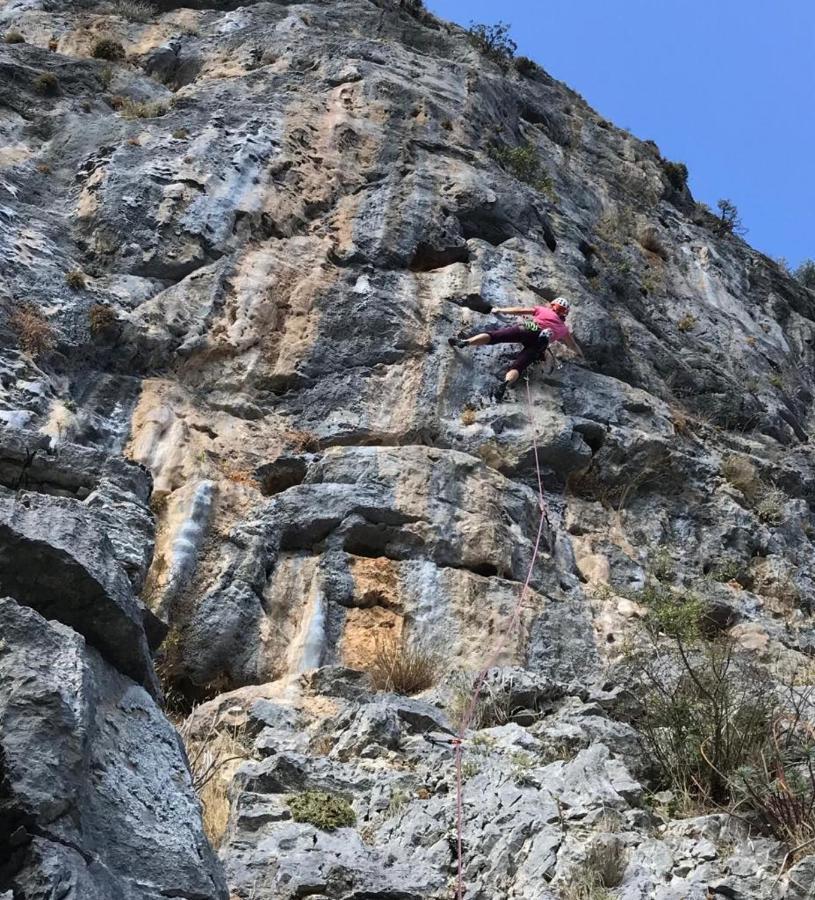 "The Stone" Agios Vlasios (Euboea) Exterior foto